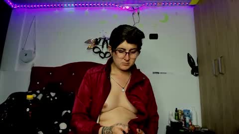 sweet__suck69bitch online show from 01/07/25, 02:42