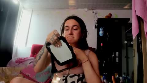 sweet__suck69bitch online show from 12/01/25, 08:25