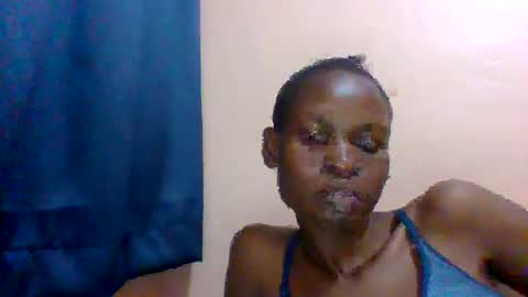 sweet_adora online show from 02/08/25, 06:55