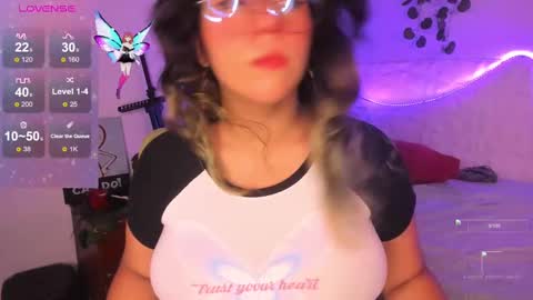 Snapshot of sweet_afrodita777 chatting on 10/26/25, 10:25 Afrodita online show from 10/26/25, 10:25