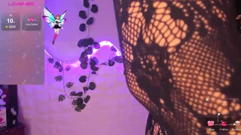 Snapshot of sweet_afrodita777 chatting on 11/07/25, 10:21 Afrodita online show from 11/07/25, 10:21