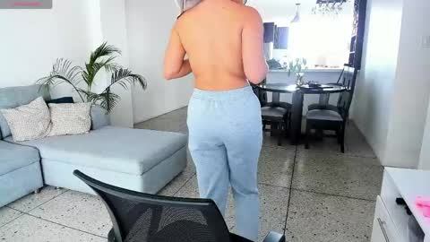 sweet_ailin online show from 06/05/26, 03:18