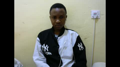 Silvia online show from 12/23/25, 09:51