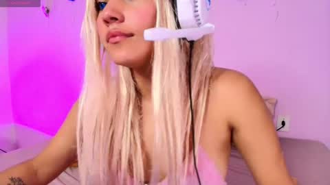 April sweet online show from 01/13/26, 02:00