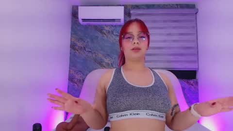 Ariel online show from 04/06/26, 03:04