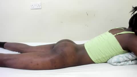 sweet_arya1 online show from 11/17/25, 10:59