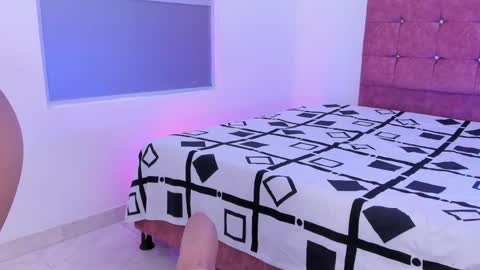 sweet_ashley__ online show from 04/08/26, 12:05