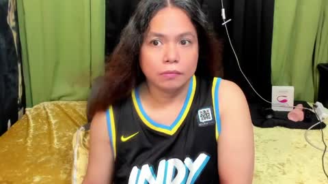 izza  izzasweet online show from 05/15/26, 11:56