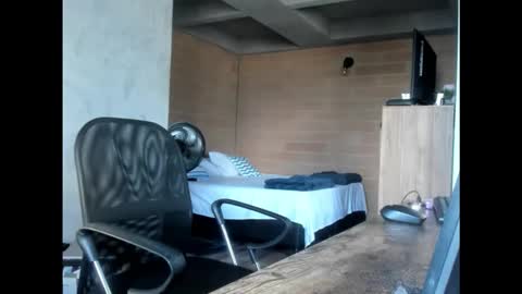 Snapshot of sweet_astra_goddess chatting on 09/25/25, 08:23 sweet_astra_goddess online show from 09/25/25, 08:23