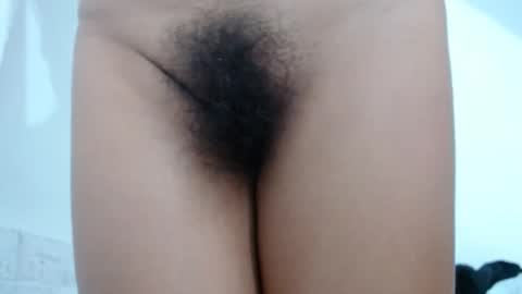 Snapshot of sweet_barbiiee chatting on 02/21/25, 06:48 Barbara online show from 02/21/25, 06:48