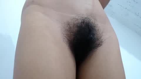 Snapshot of sweet_barbiiee chatting on 11/10/25, 01:32 Barbara online show from 11/10/25, 01:32