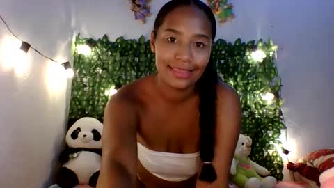 sweet_bigass07 online show from 04/15/26, 05:53