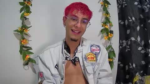 sweet_boy2224 online show from 11/28/25, 01:30