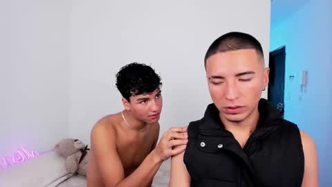 Snapshot of sweet_boys_xx chatting on 11/09/25, 12:58 CristianBrayan PVT OPEN online show from 11/09/25, 12:58