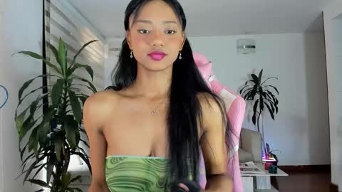 sweet_brunette88 online show from 02/19/26, 08:05