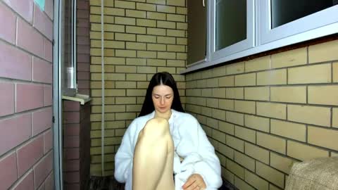 Christina online show from 04/18/26, 07:07