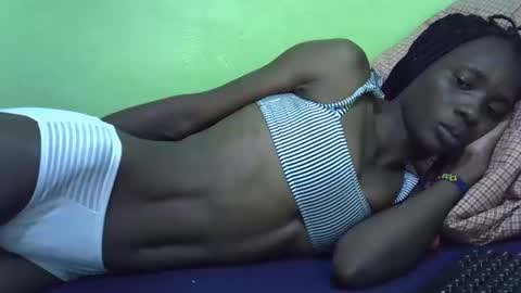 Snapshot of sweet_candie01 chatting on 10/07/25, 06:21 sweet_candie01 online show from 10/07/25, 06:21