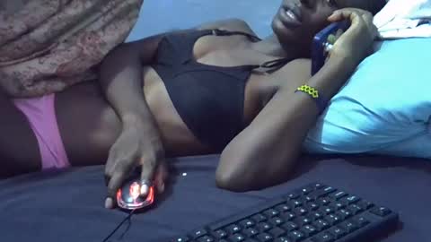 sweet_candie01 online show from 06/15/26, 12:51