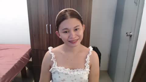 sweet_cassyxx online show from 03/04/26, 09:26