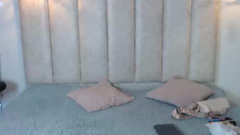 sweet celeste online show from 11/27/25, 04:47