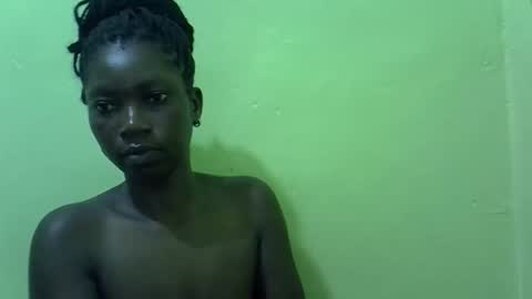 sweet_cherie1 online show from 03/14/26, 09:48