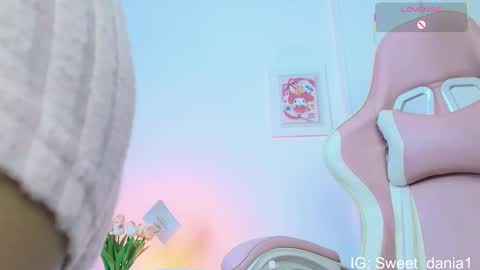 sweet_dania_ online show from 02/03/26, 12:20