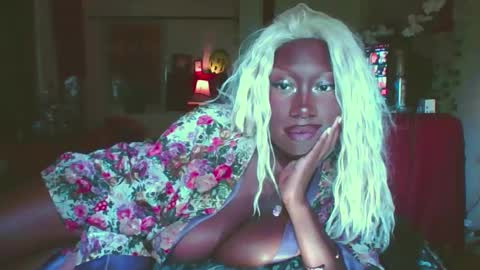 SweetDahlia online show from 10/12/25, 06:29