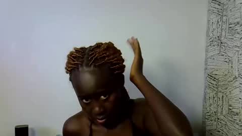 sweet_diva19 online show from 06/02/26, 10:45
