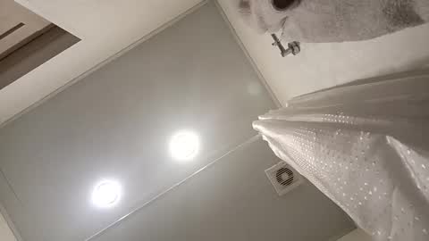 Snapshot of sweet_dreams88888 chatting on 12/31/24, 10:26 Samanta online show from 12/31/24, 10:26