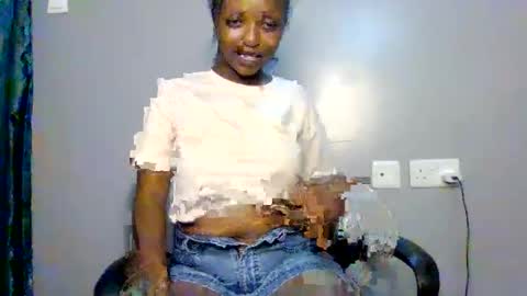 sweet_ebony001 online show from 03/21/26, 06:11