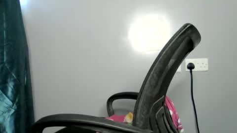 sweet_ebony001 online show from 03/22/26, 11:35