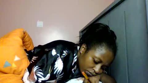 sweet_ebony001 online show from 03/23/26, 11:58