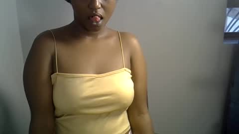 sweet_ebony001 online show from 03/24/26, 03:17