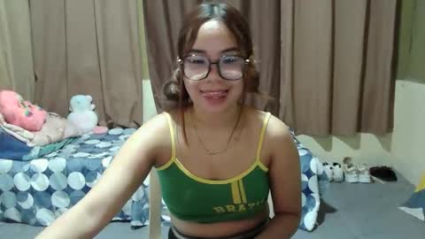 Snapshot of sweet_echa chatting on 12/23/25, 12:08 Echa online show from 12/23/25, 12:08