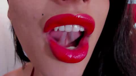 sweet_eliizabeth online show from 03/12/26, 11:38