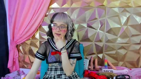  emmili  online show from 02/08/25, 06:12