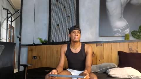 Snapshot of sweet_ethan_ chatting on 12/04/25, 05:06 sweet_ethan_ online show from 12/04/25, 05:06