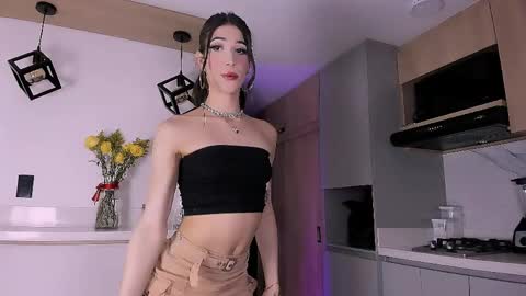 Snapshot of sweet_falon chatting on 04/14/26, 09:26 Sweet Fhalon online show from 04/14/26, 09:26