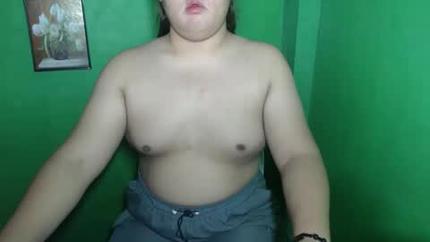 sweet_frex123 online show from 09/12/25, 12:33