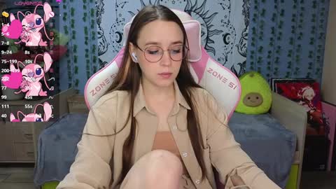 Alice online show from 02/06/25, 03:06