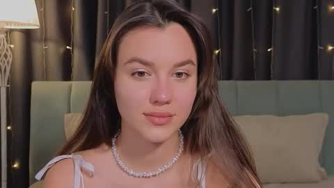 Im Mia.LOVELY PATTERNS 100  120  160  200 my toy buzzes from 2 tip online show from 02/07/26, 07:17