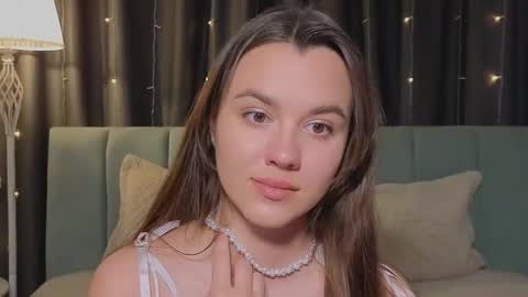 Im Mia.LOVELY PATTERNS 100  120  160  200 my toy buzzes from 2 tip online show from 04/10/26, 07:29