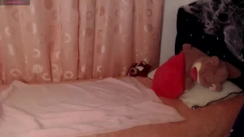 Snapshot of sweet_hannaah chatting on 10/15/25, 10:04 Hannah online show from 10/15/25, 10:04