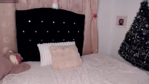 Snapshot of sweet_hannaah chatting on 01/11/26, 11:15 Hannah online show from 01/11/26, 11:15