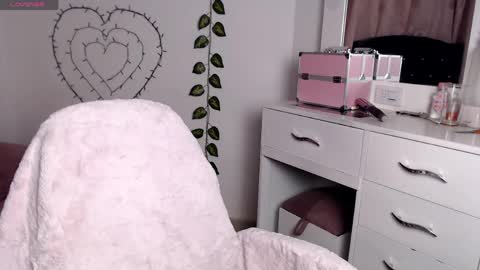 Hannah online show from 04/26/26, 03:26