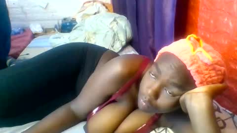 sweet_hennessey online show from 06/11/26, 06:44