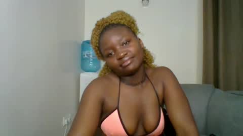 Snapshot of sweet_jenica chatting on 06/12/26, 04:55 ESTHER NEEMA online show from 06/12/26, 04:55