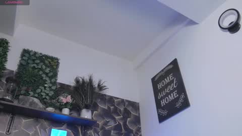 Alesy online show from 02/28/25, 12:21