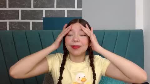 sweet_kitty_05 online show from 04/17/26, 12:35