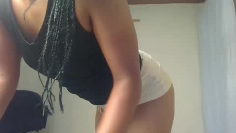 sweet likey online show from 11/30/25, 08:51